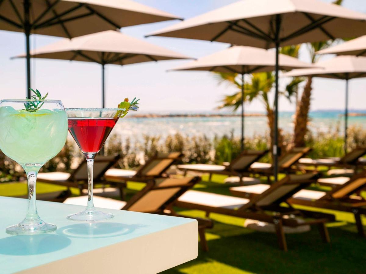 Mercure Larnaca Beach Resort Buitenkant foto