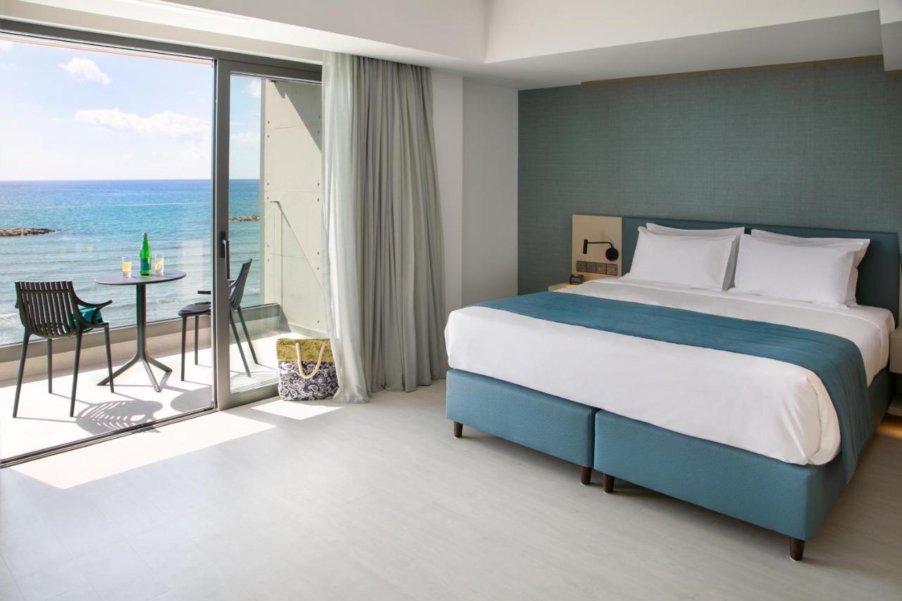 Mercure Larnaca Beach Resort Buitenkant foto