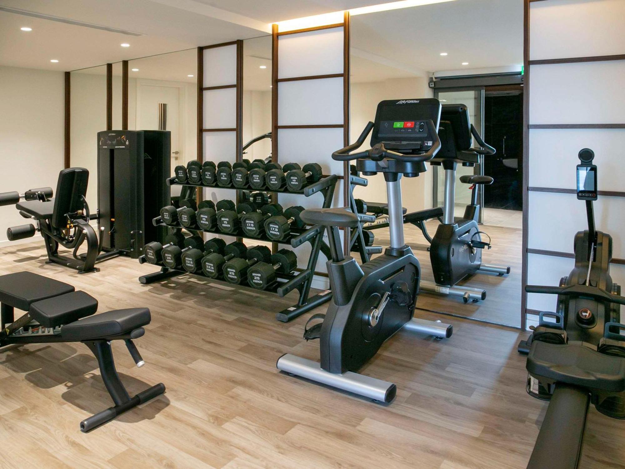 Mercure Larnaca Beach Resort Buitenkant foto