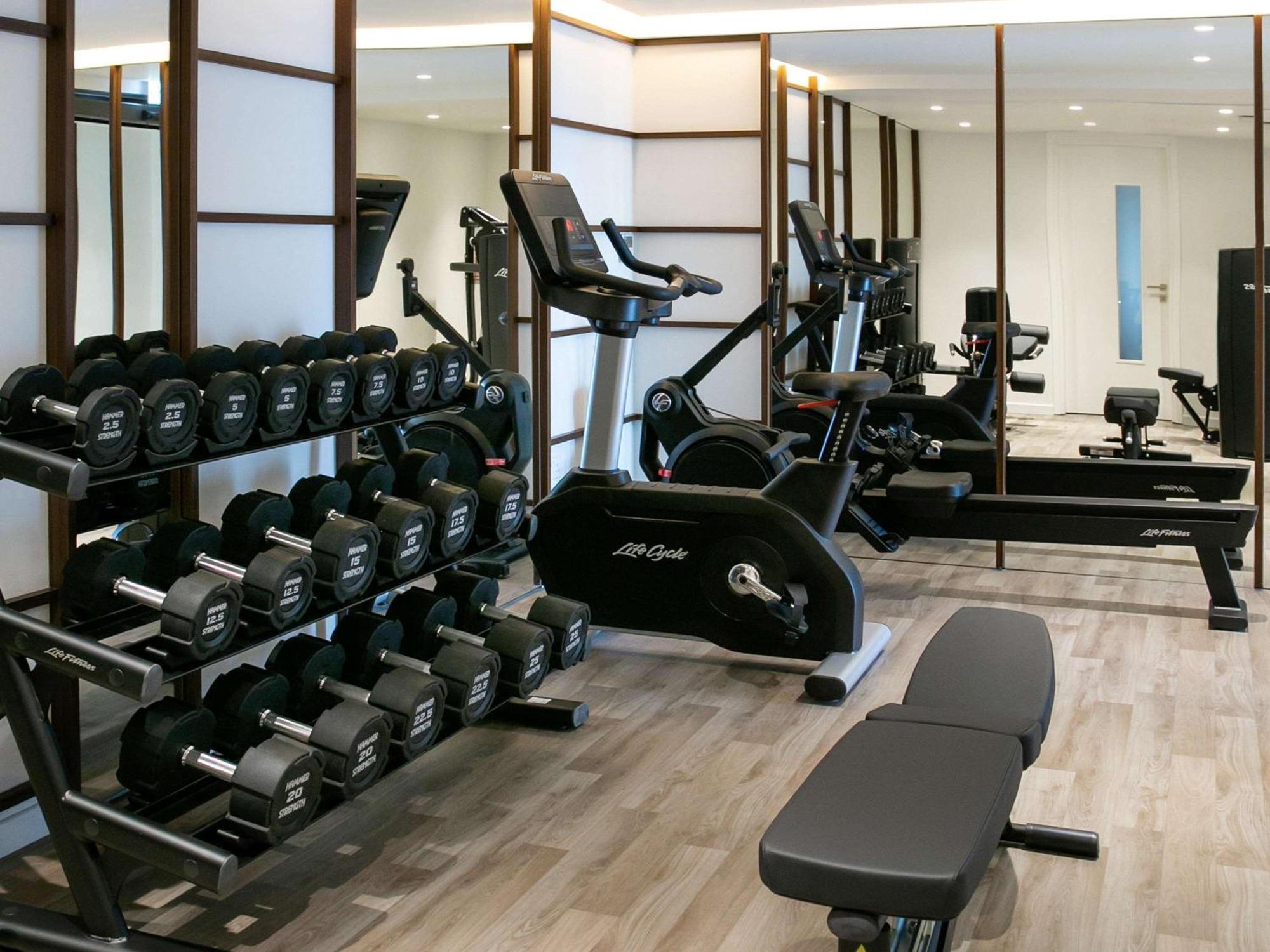 Mercure Larnaca Beach Resort Buitenkant foto